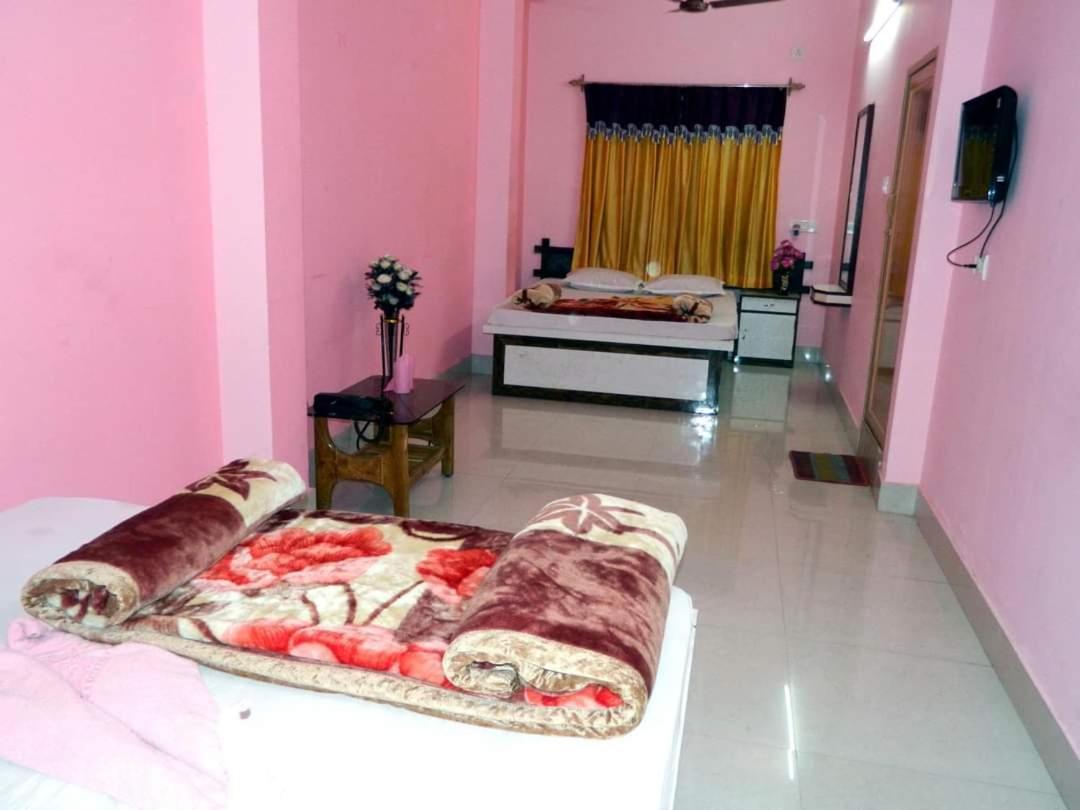 Hotel Sagnik Murshidabad Esterno foto