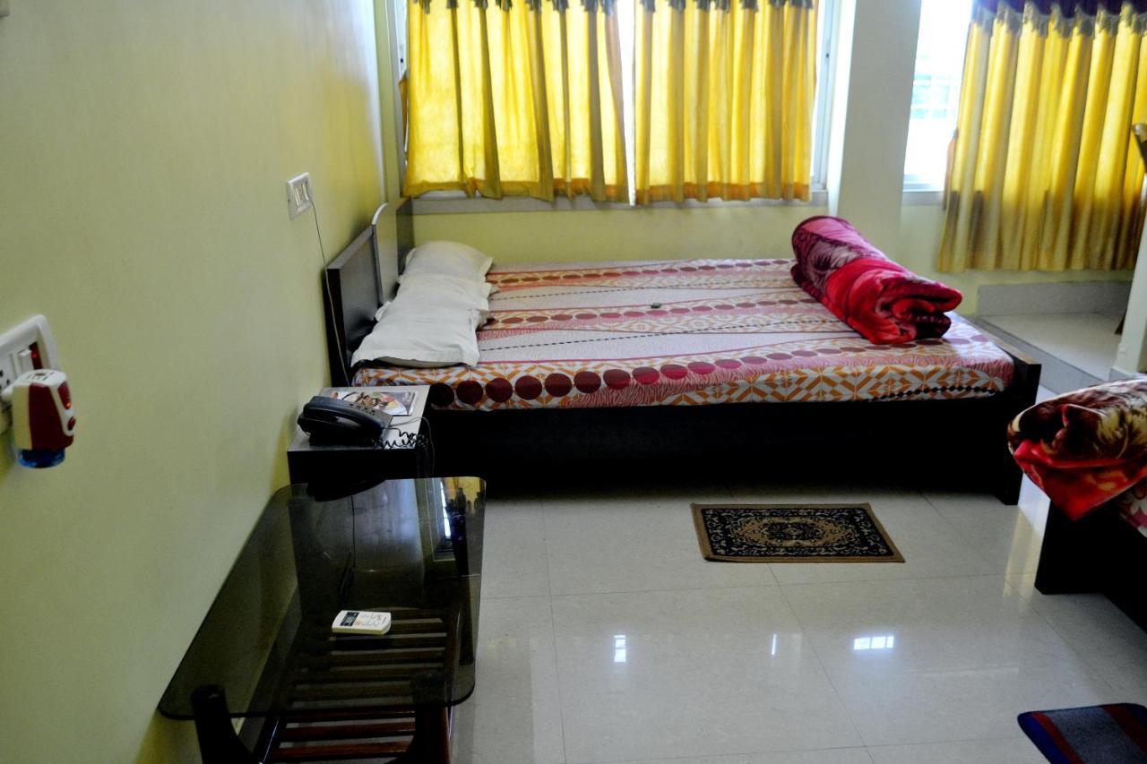 Hotel Sagnik Murshidabad Esterno foto